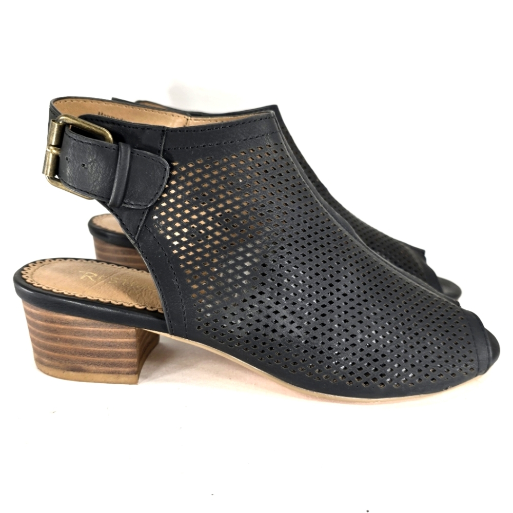 Restricted NEW! Black Vegan Leather, Perforated, Peep Toe, Sandal. WMS 7.5M